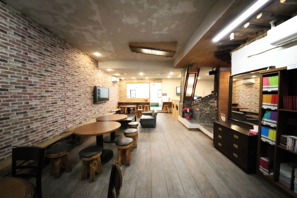 Tokyo House Inn 28/33