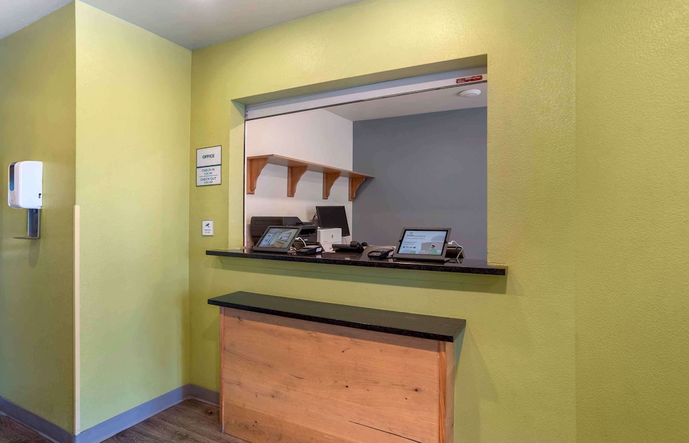 Extended Stay America Select Suites - Gulfport 16/60