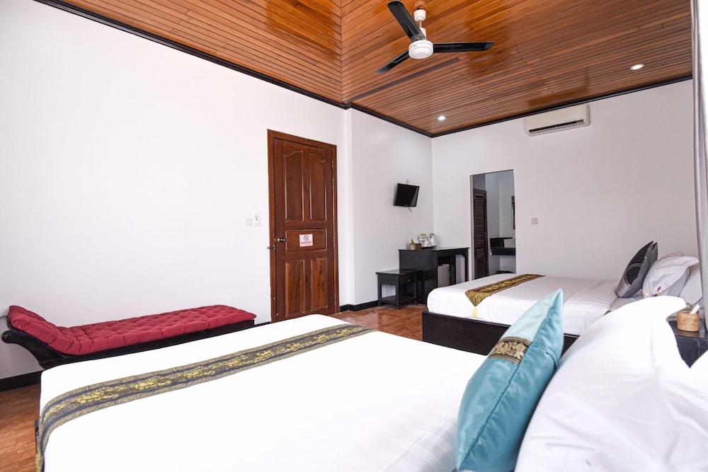 Golden Orchid Angkor 19/61