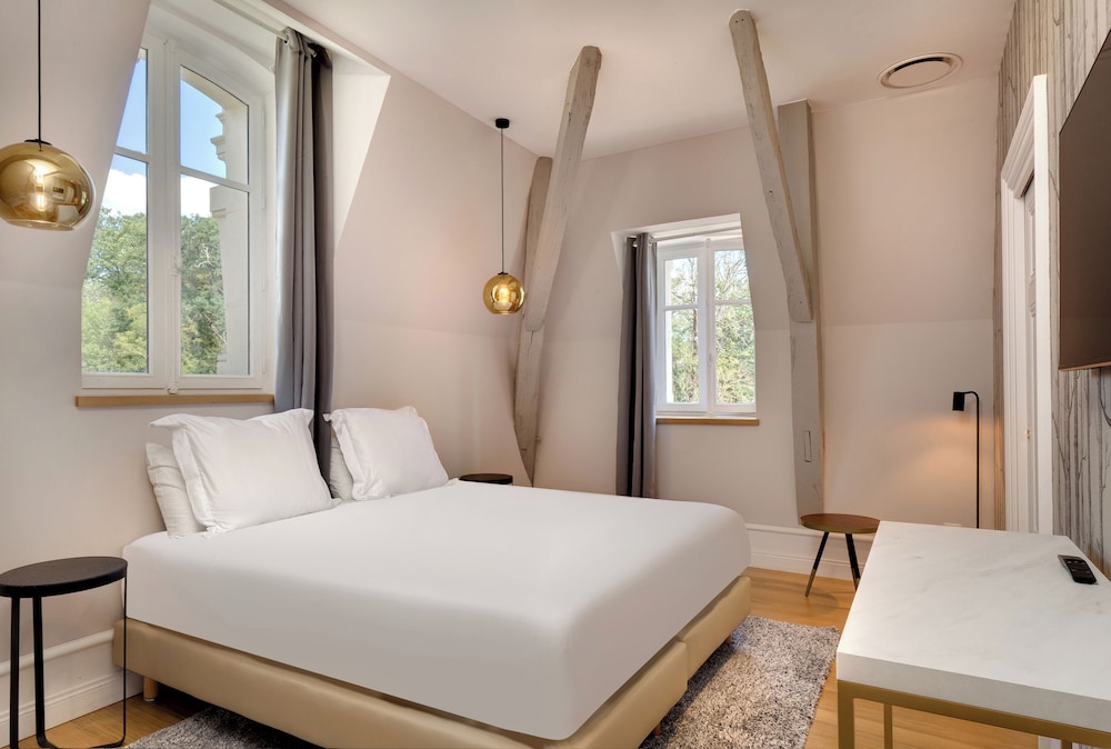 Hotel The OriginalsLe Chateau Alexandra Palace Golf Resort 9/48