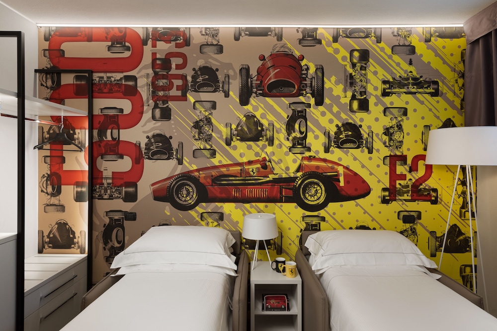 Maranello Village 38/70