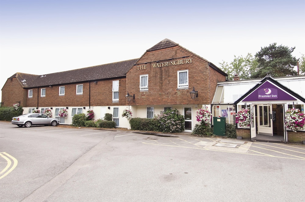 Premier Inn Maidstone (A26/Wateringbury) 30/33