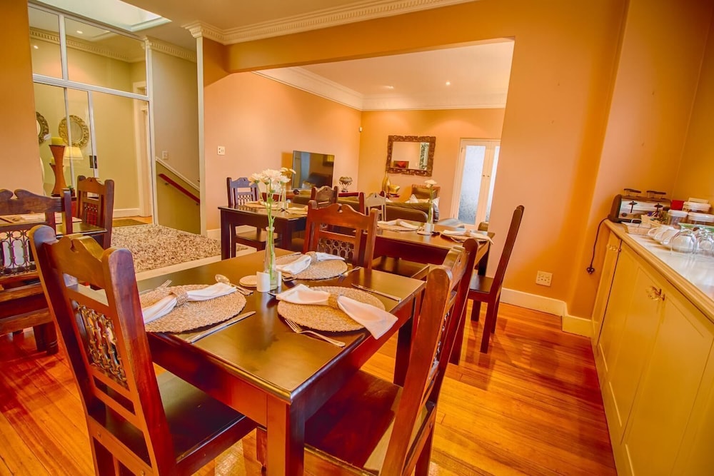 Musgrave Avenue Guest Lodge 34/46