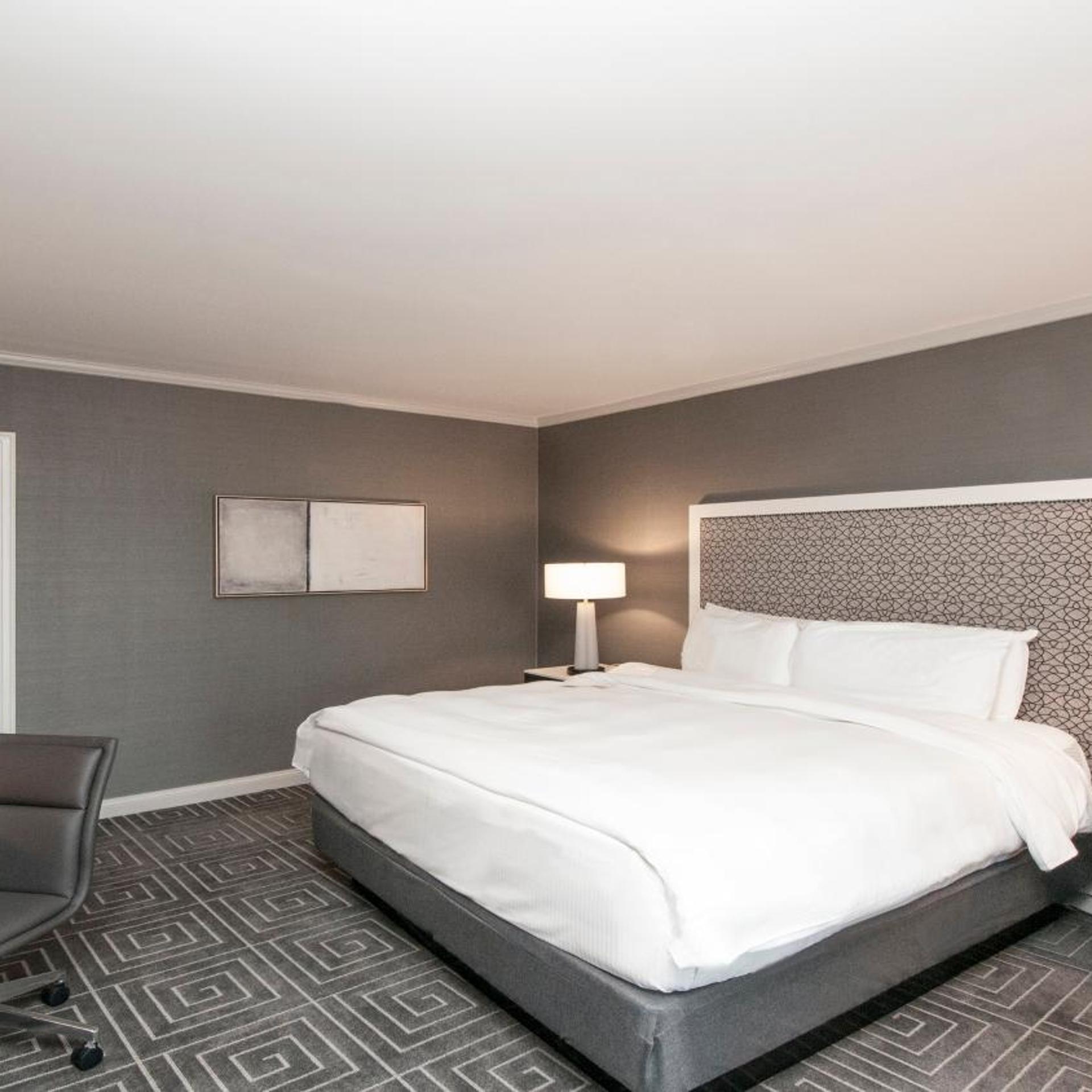 Executive, King Bed, Balcony