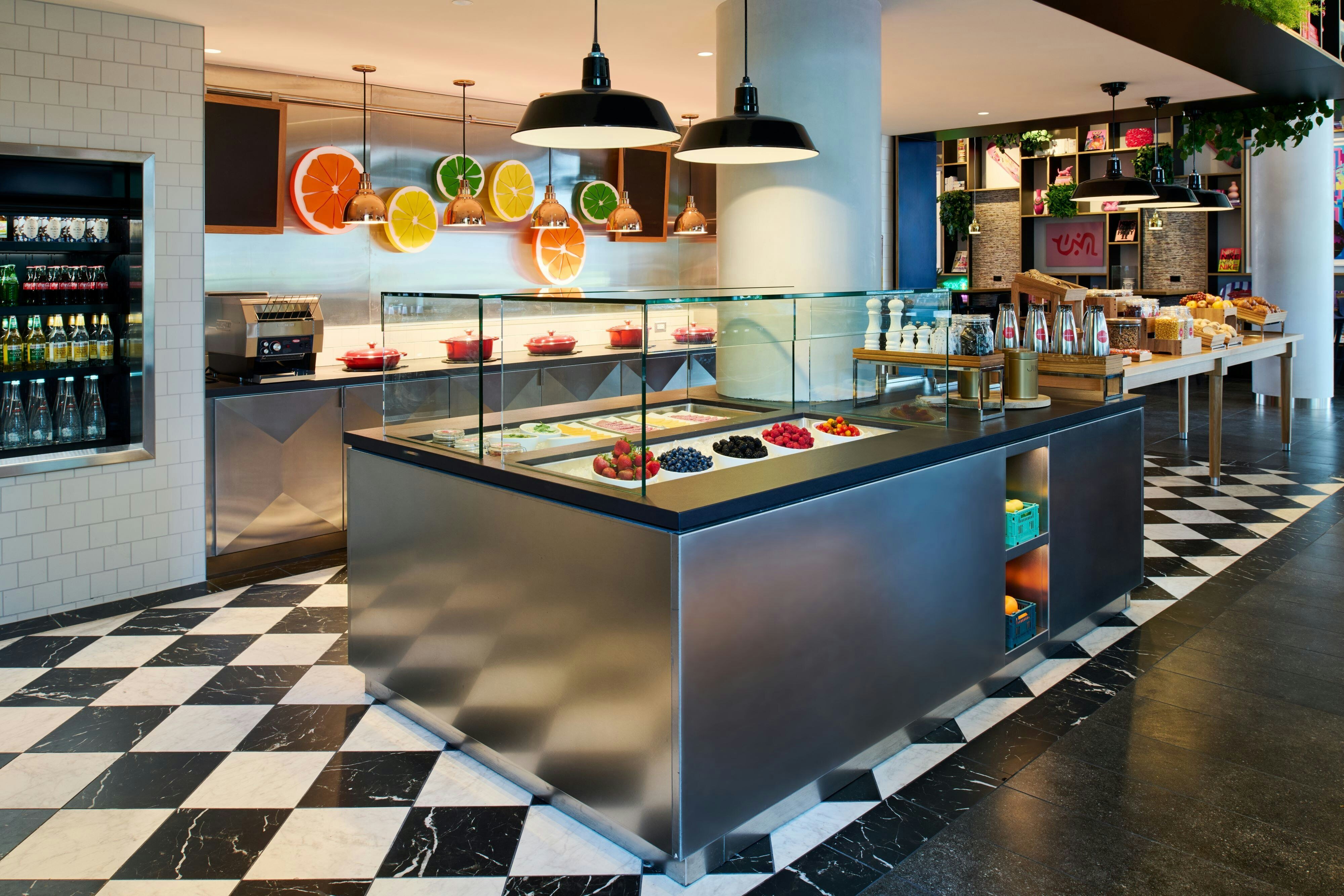 citizenM Boston Back Bay 8/31