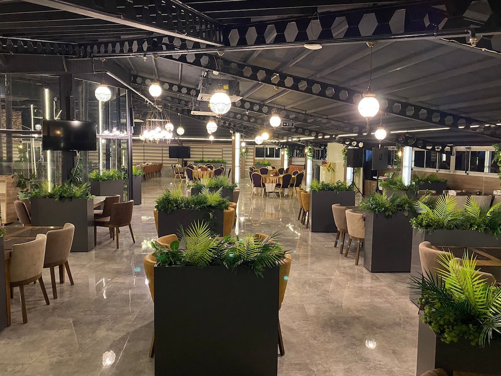 Yucel Hotel 4/50