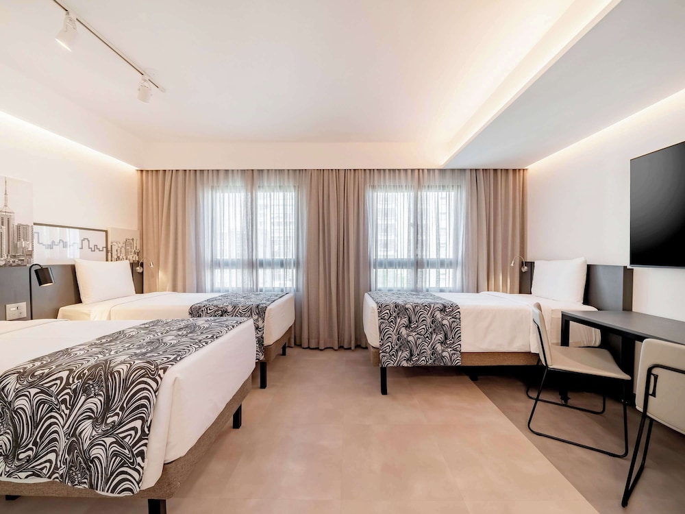 SUPERIOR, 3 BEDS