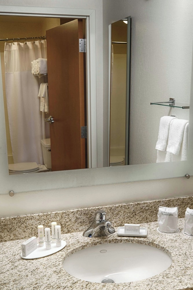 Suite, 2 Queen Beds, Trundle Bed