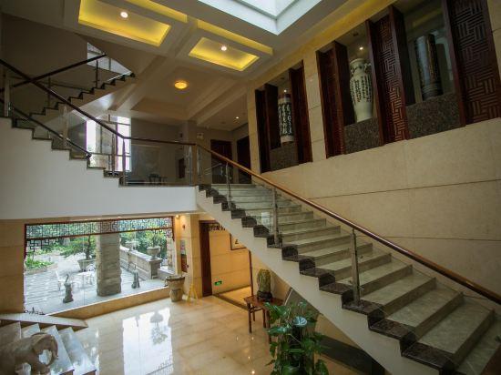 Yangjiang Tianbao Business Hotel 26/36