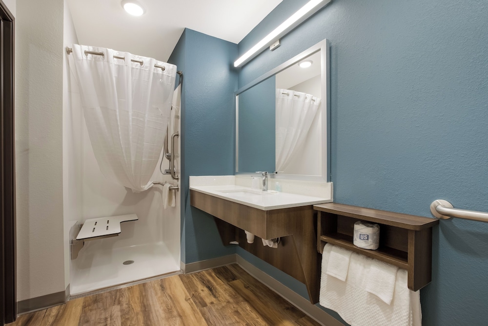 WoodSpring Suites Roanoke 27/27