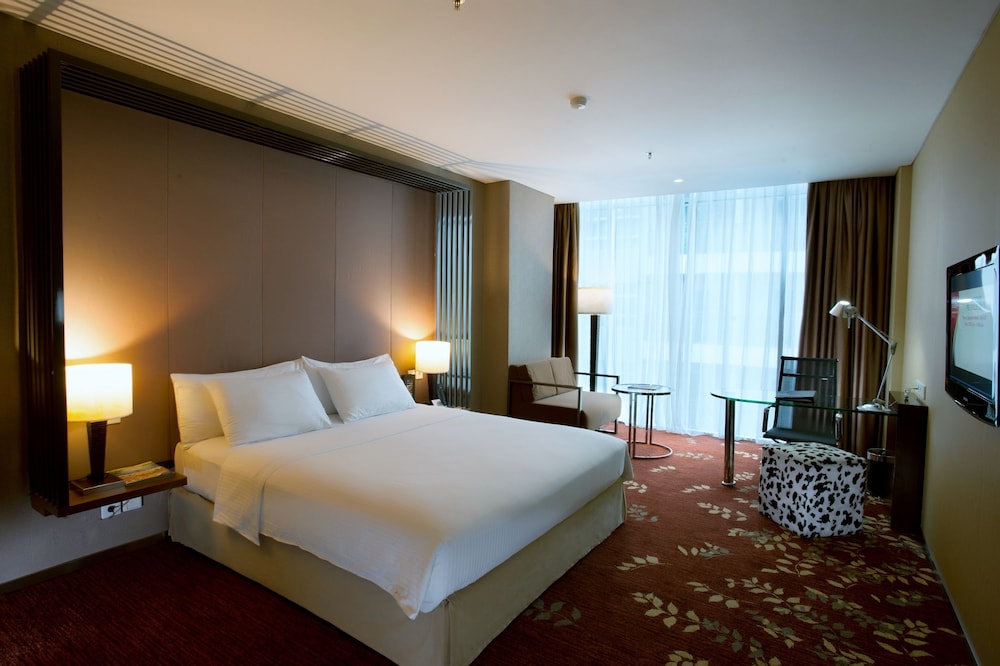 Cambridge Hotel Medan (ex Grand Swiss Belhotel Medan) 27/71