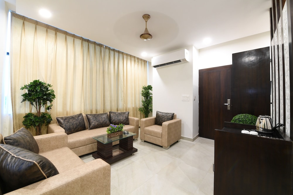 Madhav Muskan Residency 28/39