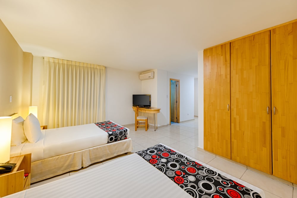 Hotel MS Centenario Superior 15/47