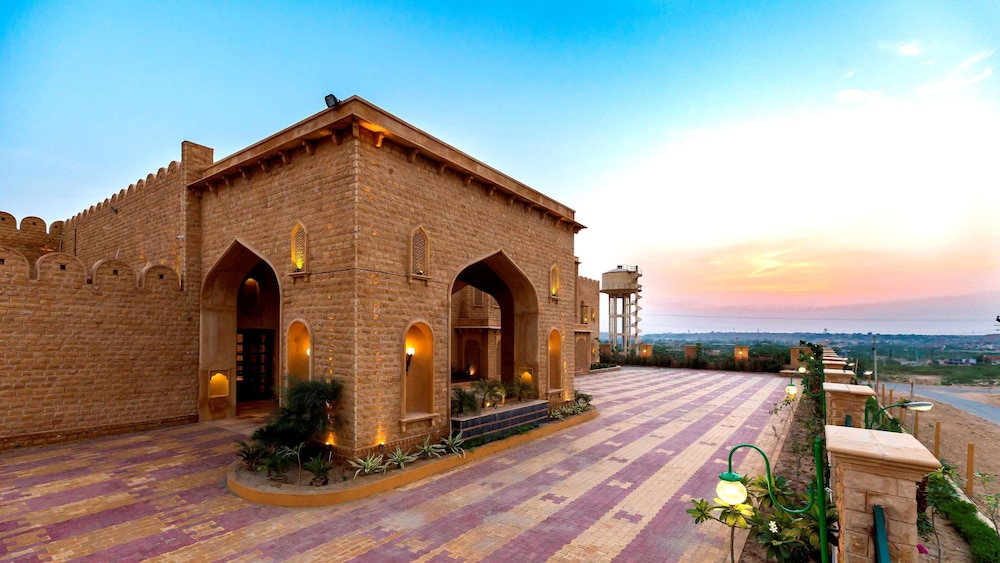 Sairafort Sarovar Portico 3/33
