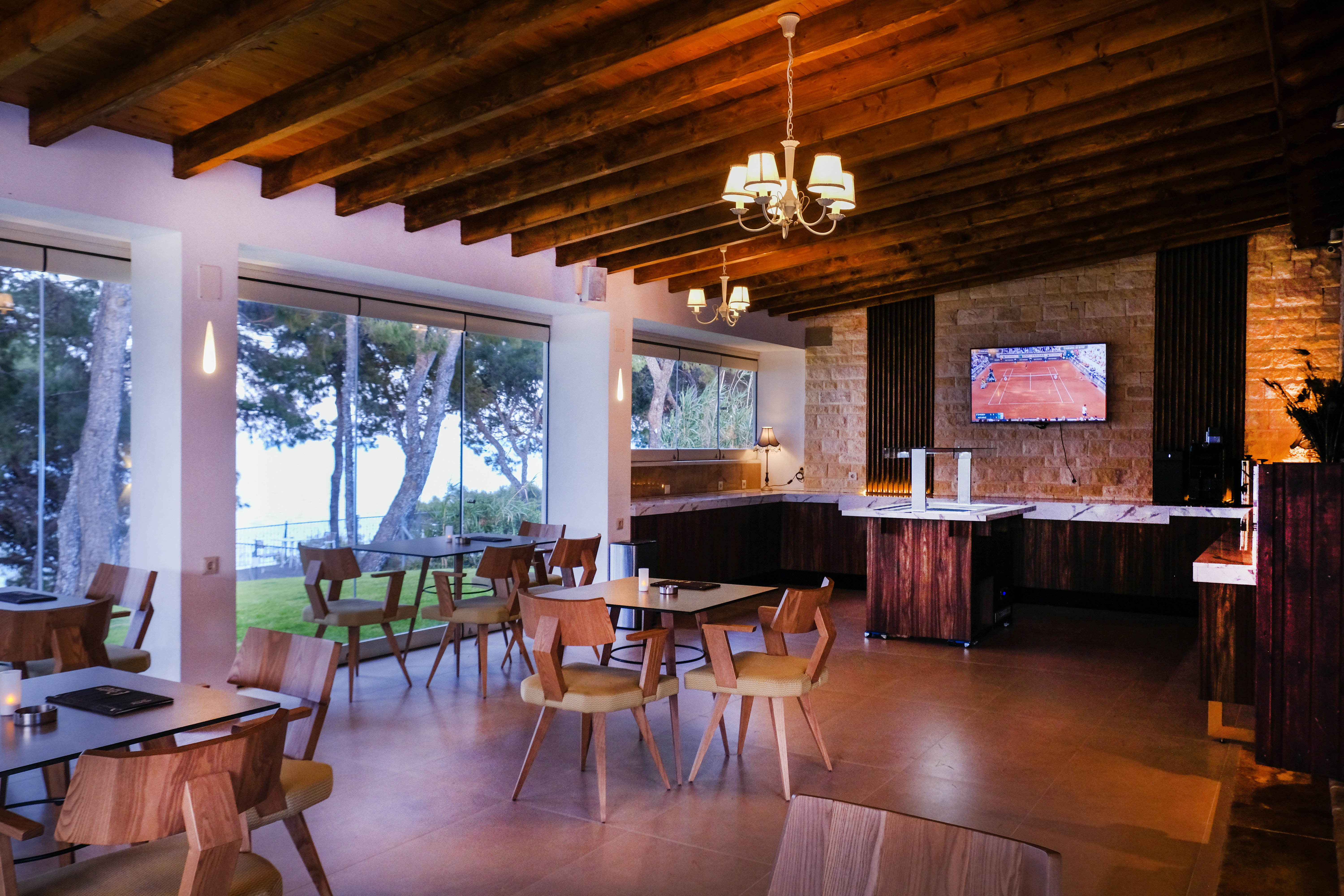 Country Inn Hotel 13/26