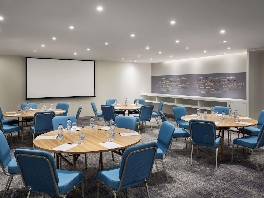 فندق إيبيس جدة طريق الملك(Ibis Jeddah Malik Road) 62/70