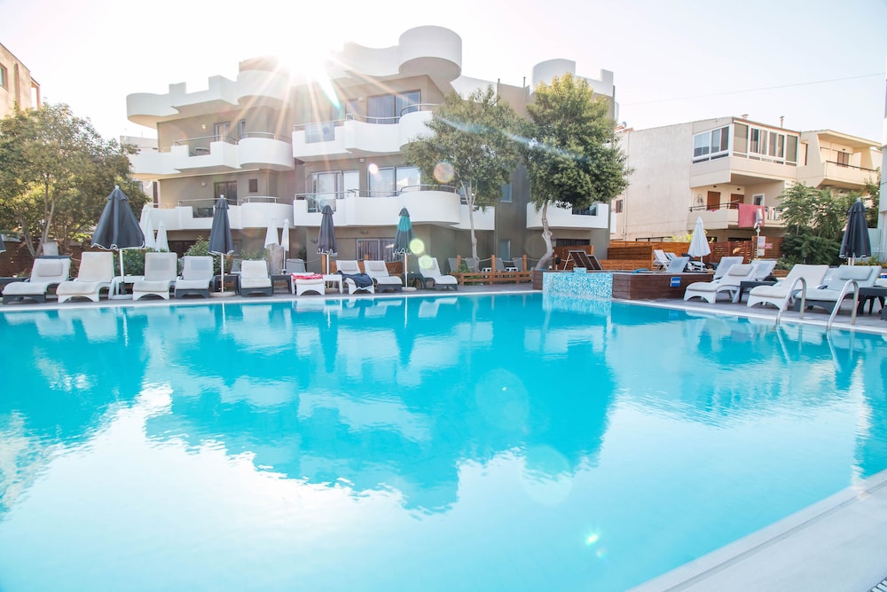 Sunny Days Hotel photo1