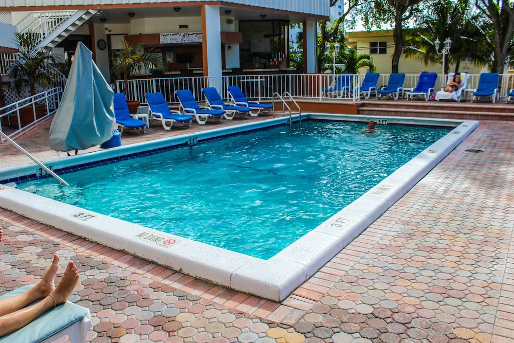 Fort Lauderdale Beach Resort 33/35