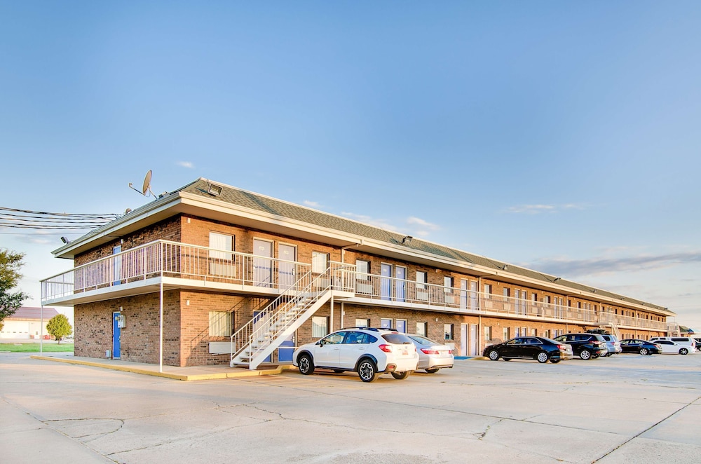 Motel6 Salina, KS 49/60