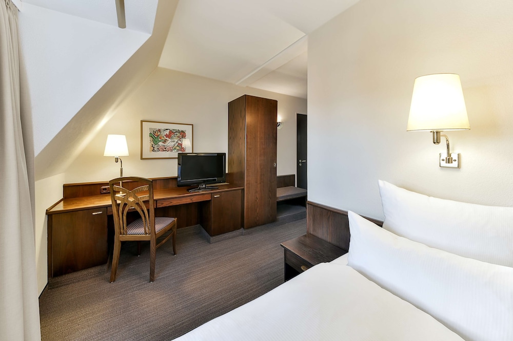 elaya hotel noerdlingen, Trademark by Wyndham 40/63