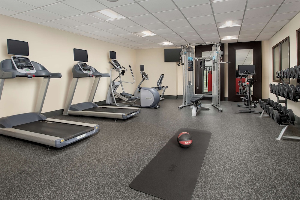 Hilton Garden Inn Murfreesboro 33/72