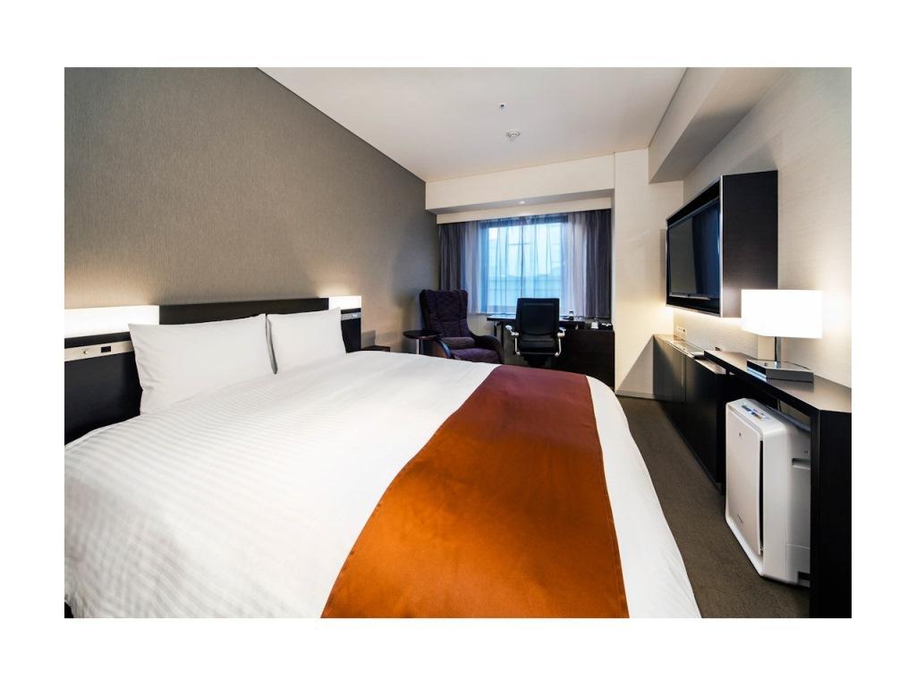 Deluxe, Single, Double Bed