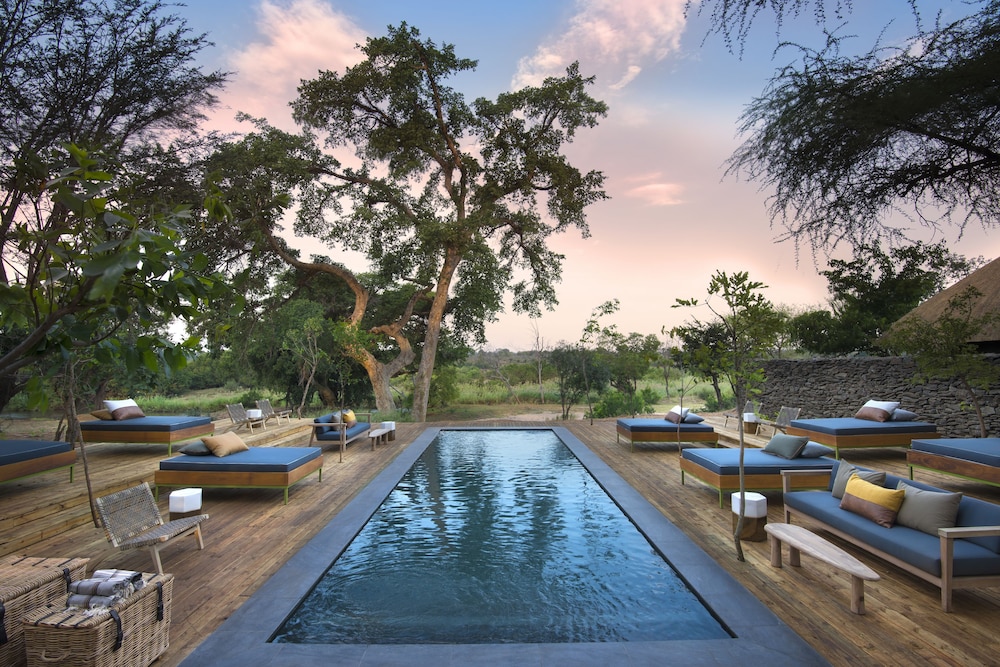 Lion Sands River Lodge 11/74