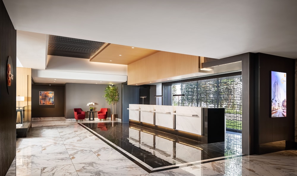 G Hotel Gurney 12/60