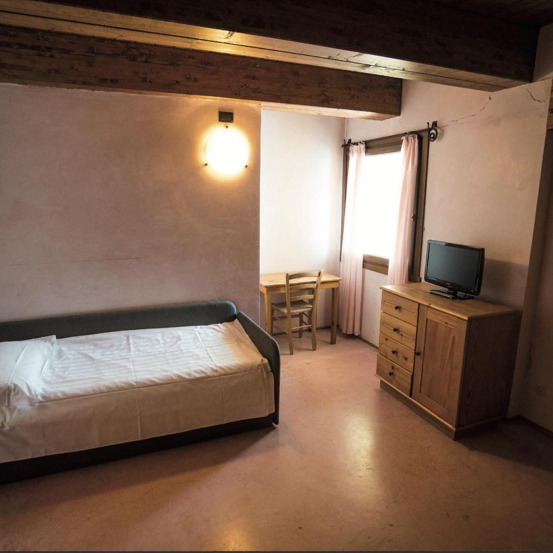 HOTEL LA MIRANDOLA - DIMORA STORICA 9/44