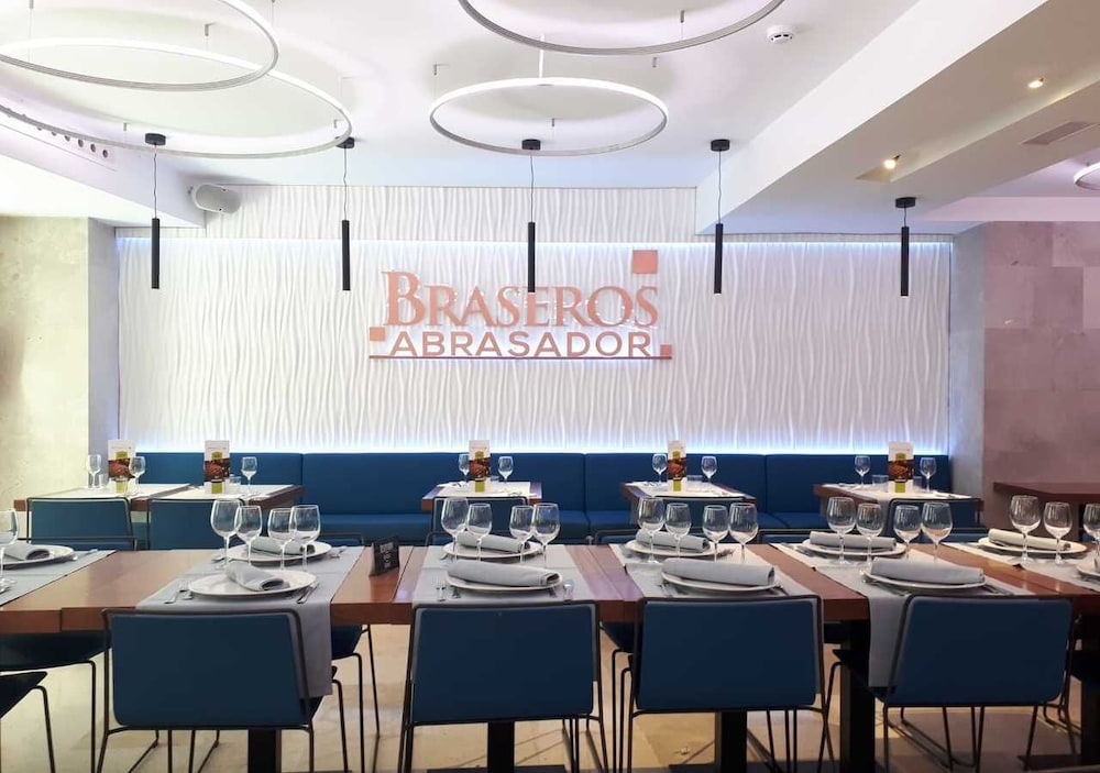 Centro Los Braseros 59/65