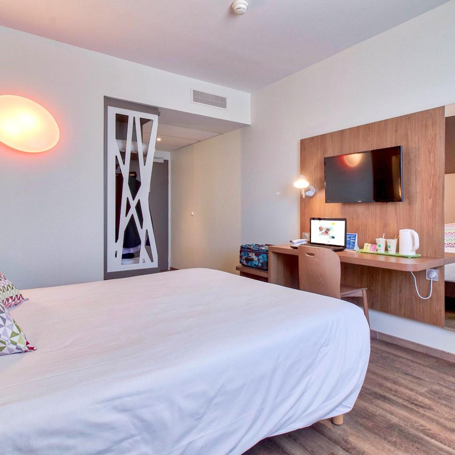 Room, Double Bed 6/10