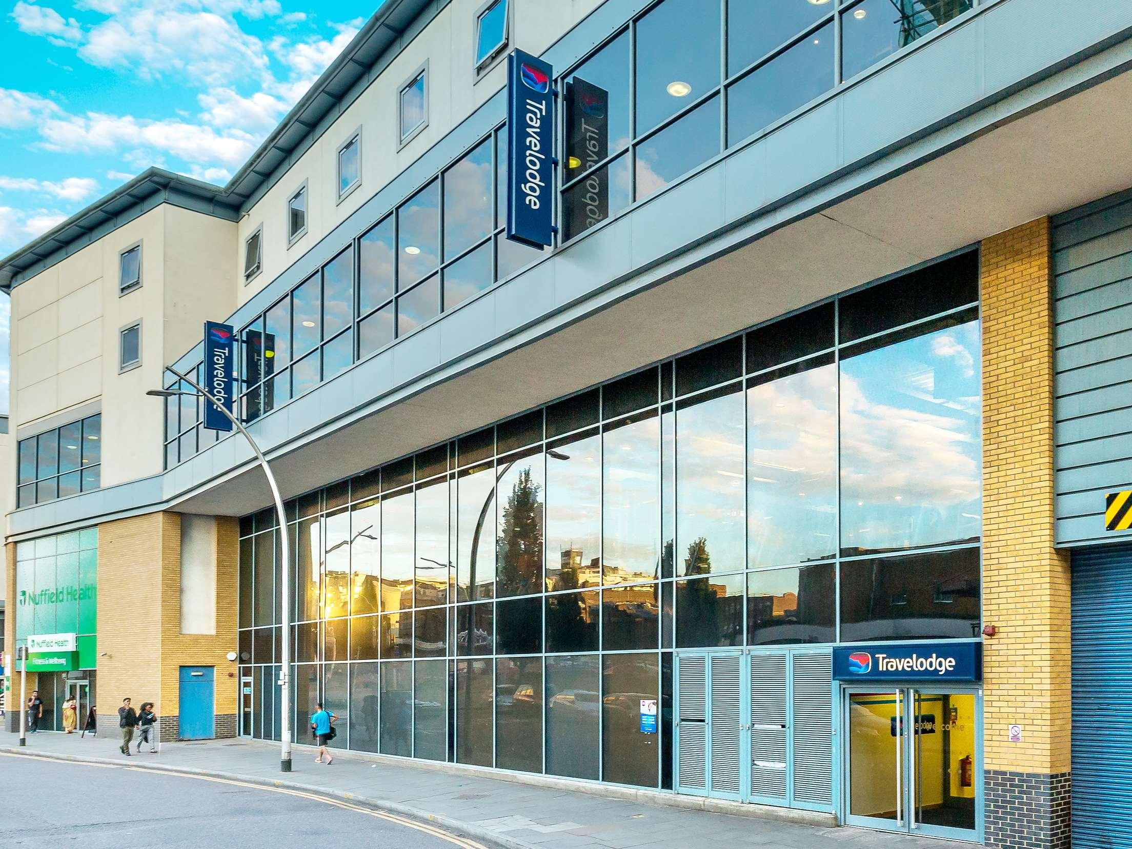 Travelodge London Ilford 10/12