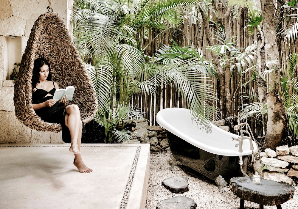 Una Vida Tulum 27/50