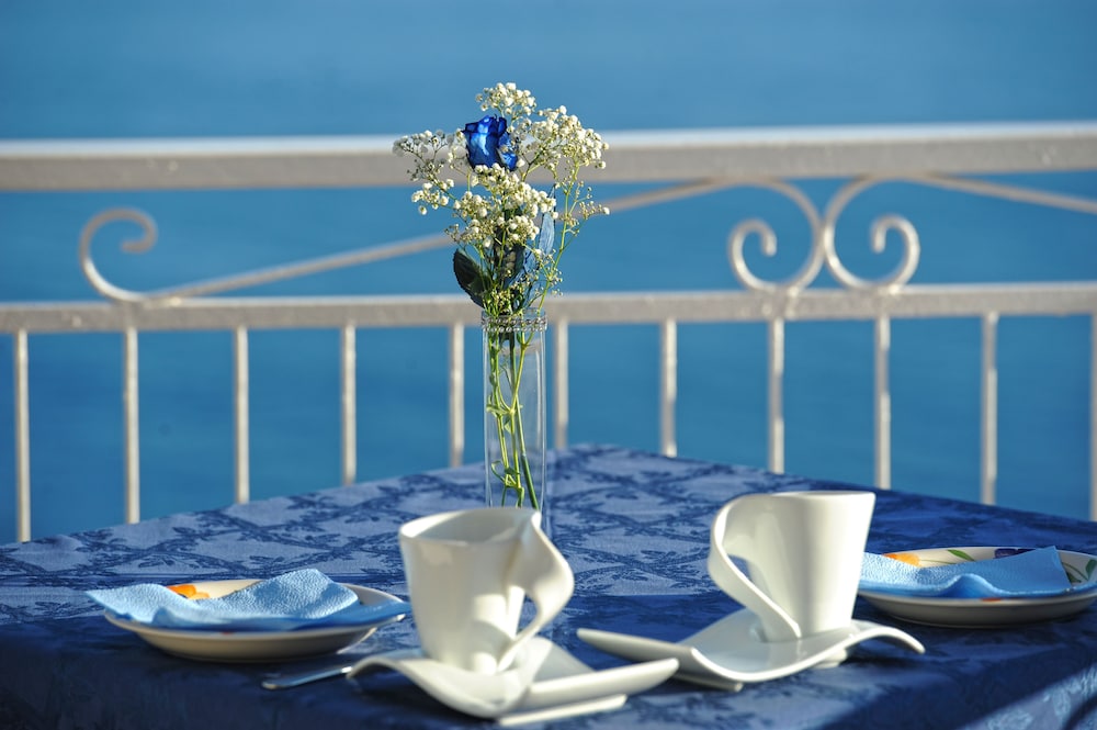 Hotel Torre Saracena 46/56
