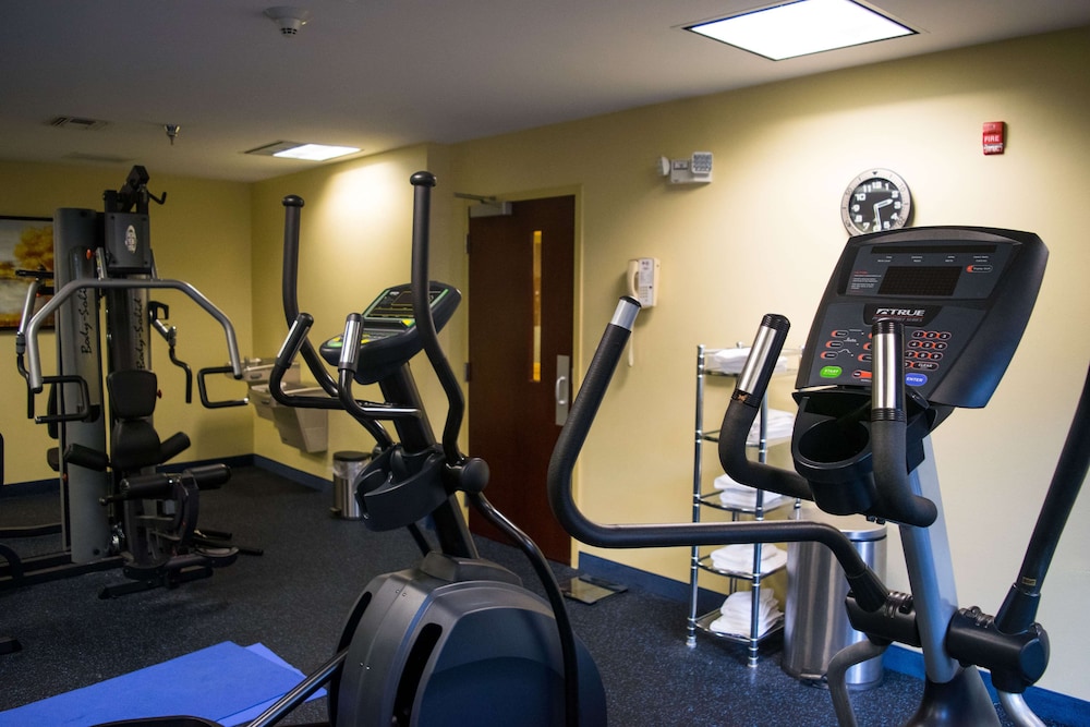 Best Western Plus Waynesboro Inn & Suites Conference Center 16/33