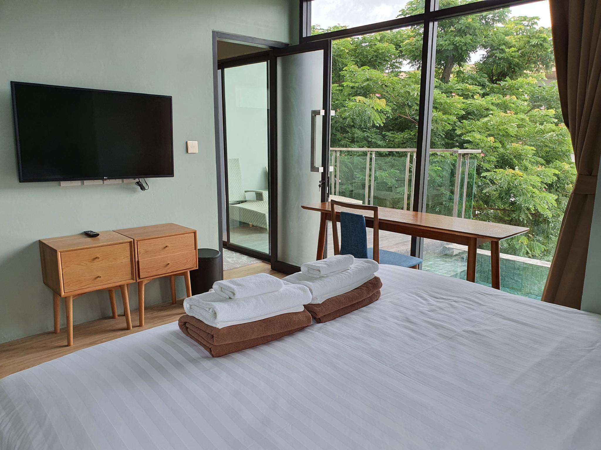 Skypool, Villa
