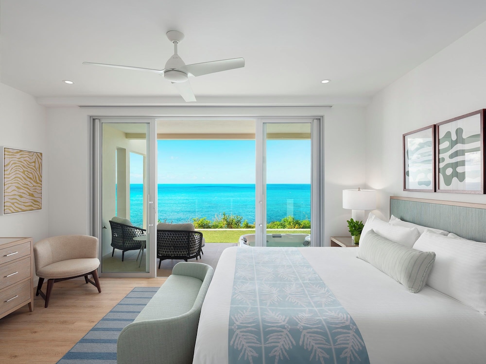 3 Bedrooms, Suite, 3 King Beds, Ocean Front, Sofa, Hot Tub