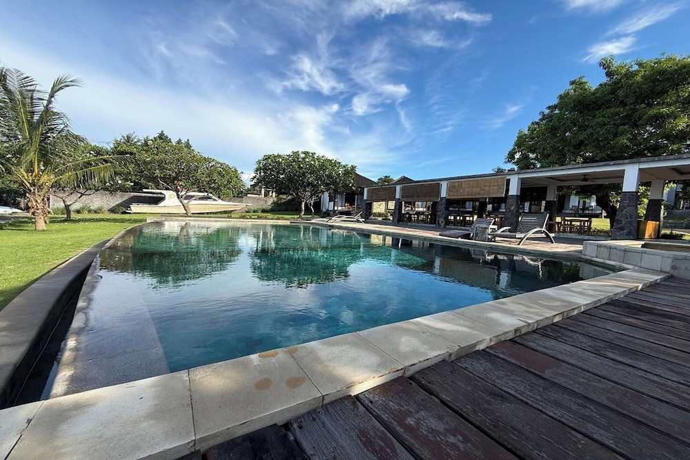 Hi Blue Bali Melasti Resort by ZUZU 24/49