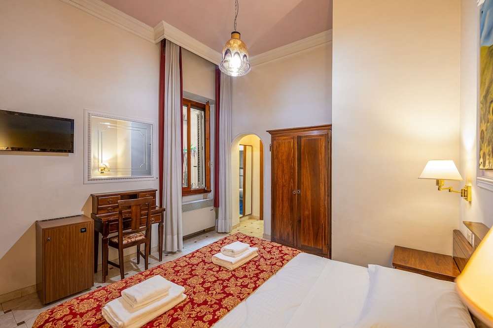 DELUXE, TWIN BEDS