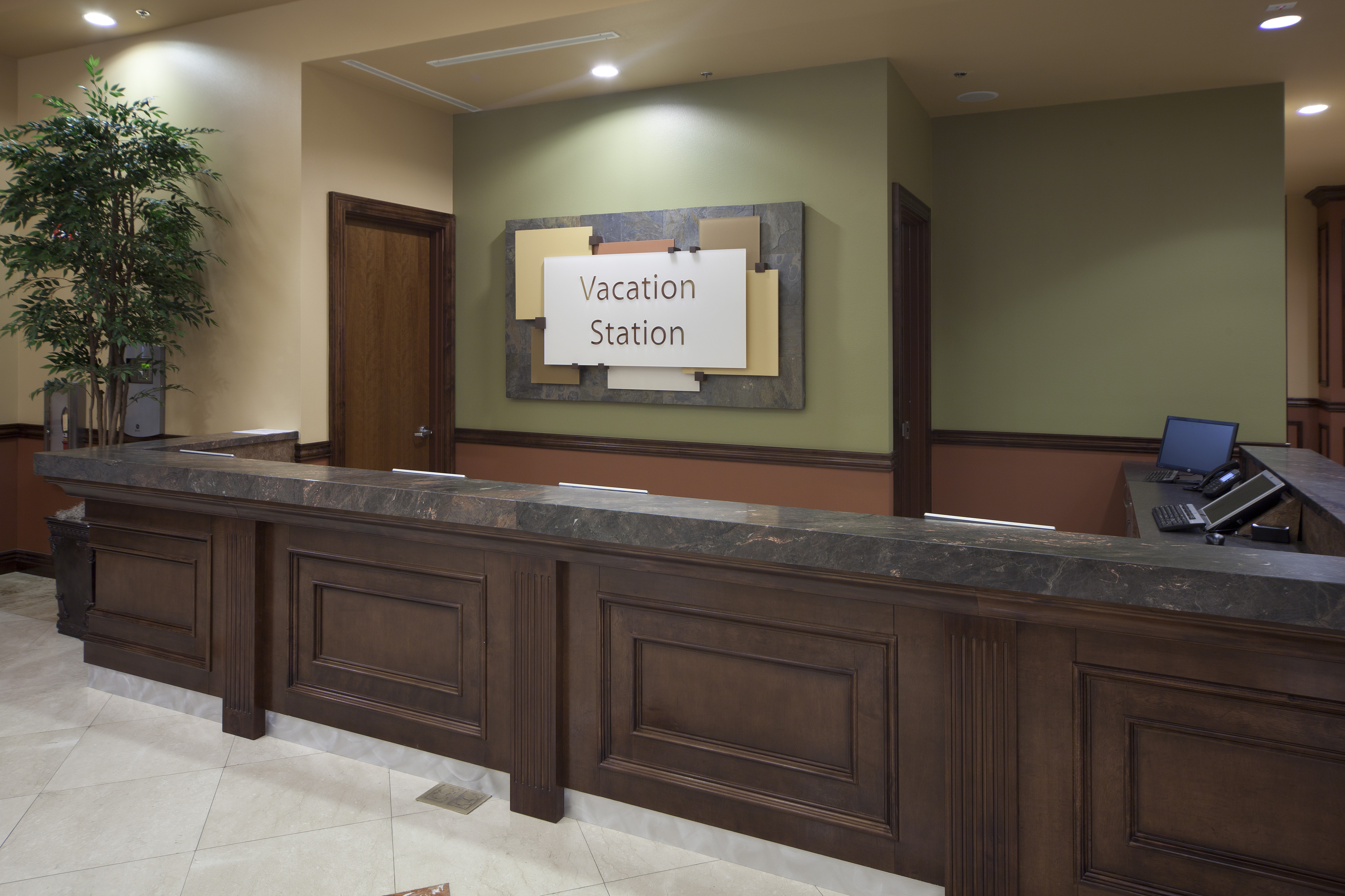 Holiday Inn Club Vacations at Desert Club Resort 8/63