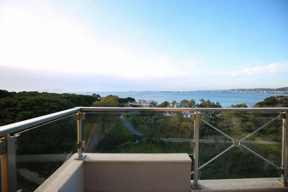 Diamond Hill Spa Hotel 47/50