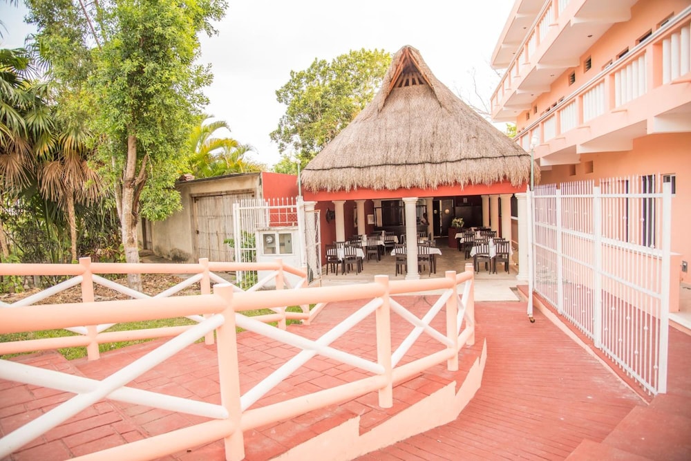 HOTEL TURQUESA MAYA 49/51