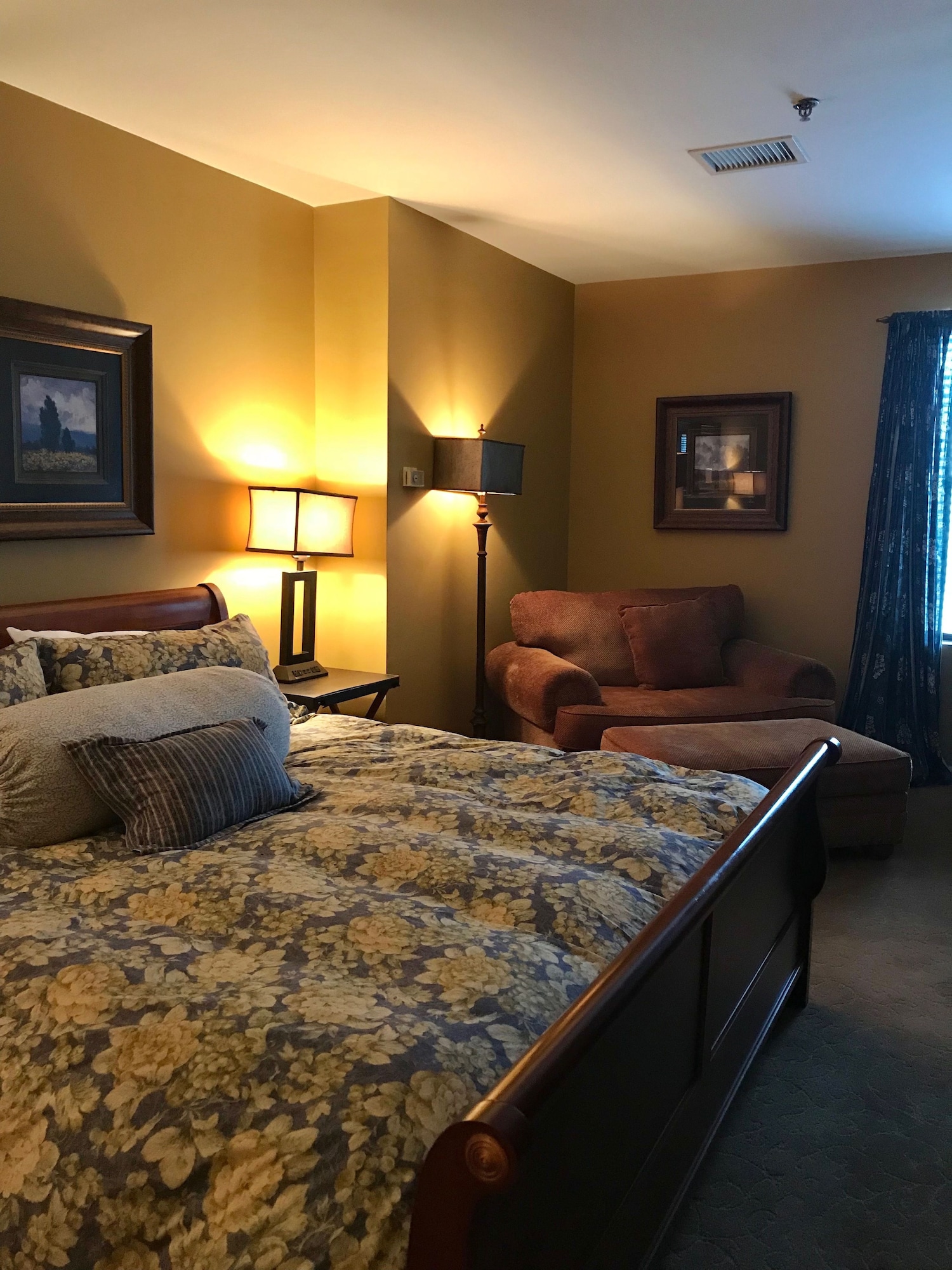 STANDARD, SINGLE, KING BED