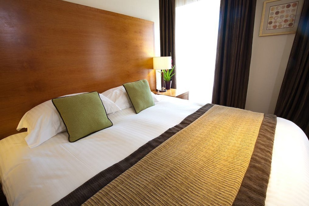 Room, Double or Twin Bed, Square View