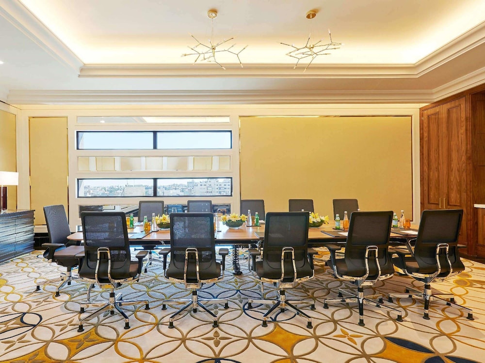 Fairmont Amman 72/79