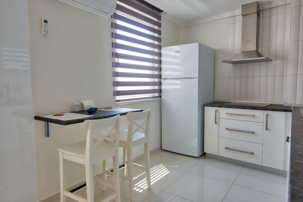 Arkk Homes 10/79