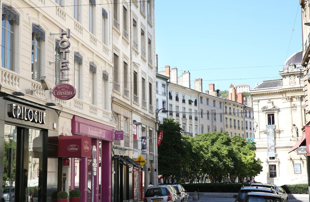 Hotel Des Celestins 34/39