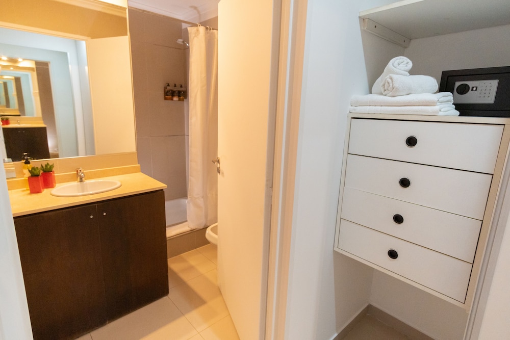 ISI BAIRES APART & SUITES 67/68