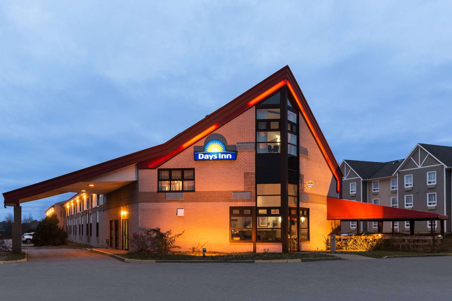 Days Inn By Wyndham Trois-Rivieres 2/8