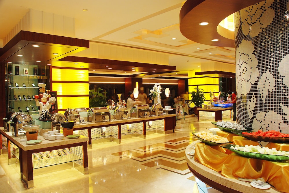 GUANGZHOU NEW CENTURY HOTEL 11/65